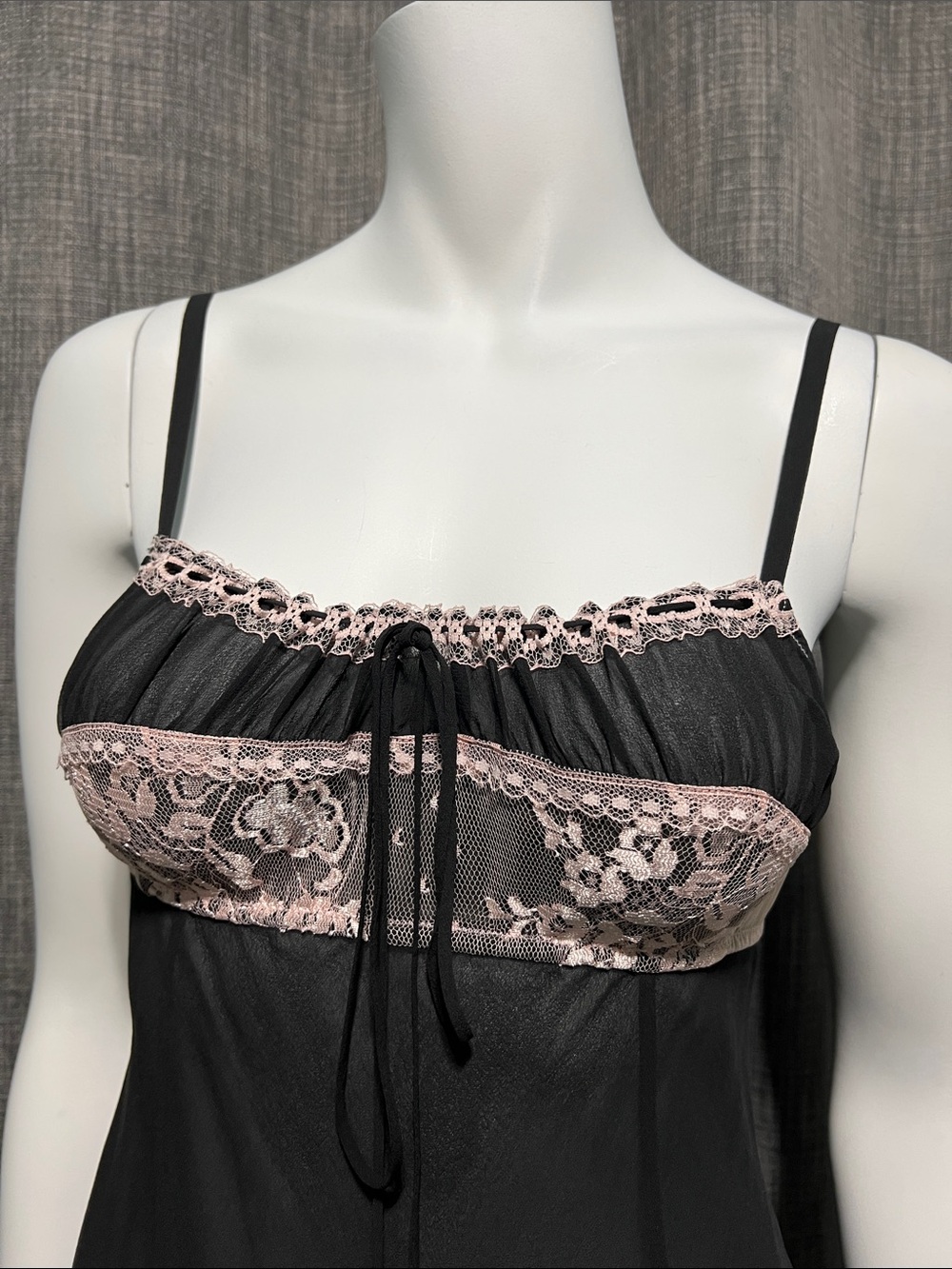 VINTAGE Y2K Victoria’s Secret 100% Silk Babydoll Chemise Black Pink XS - Picture 3 of 11